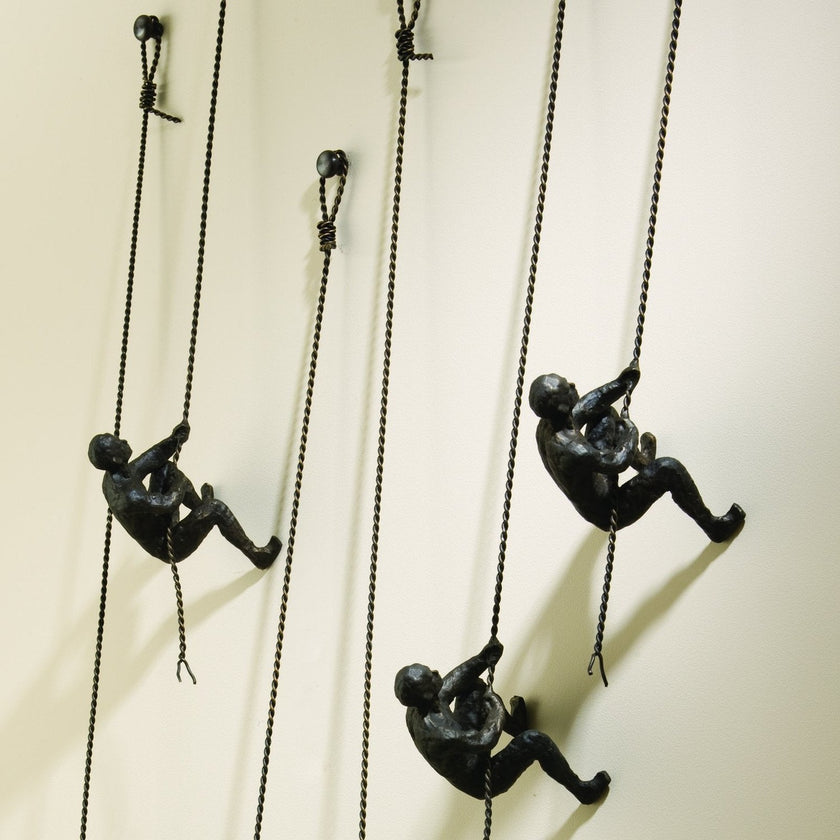 Global Views Climbing Wall Mounted