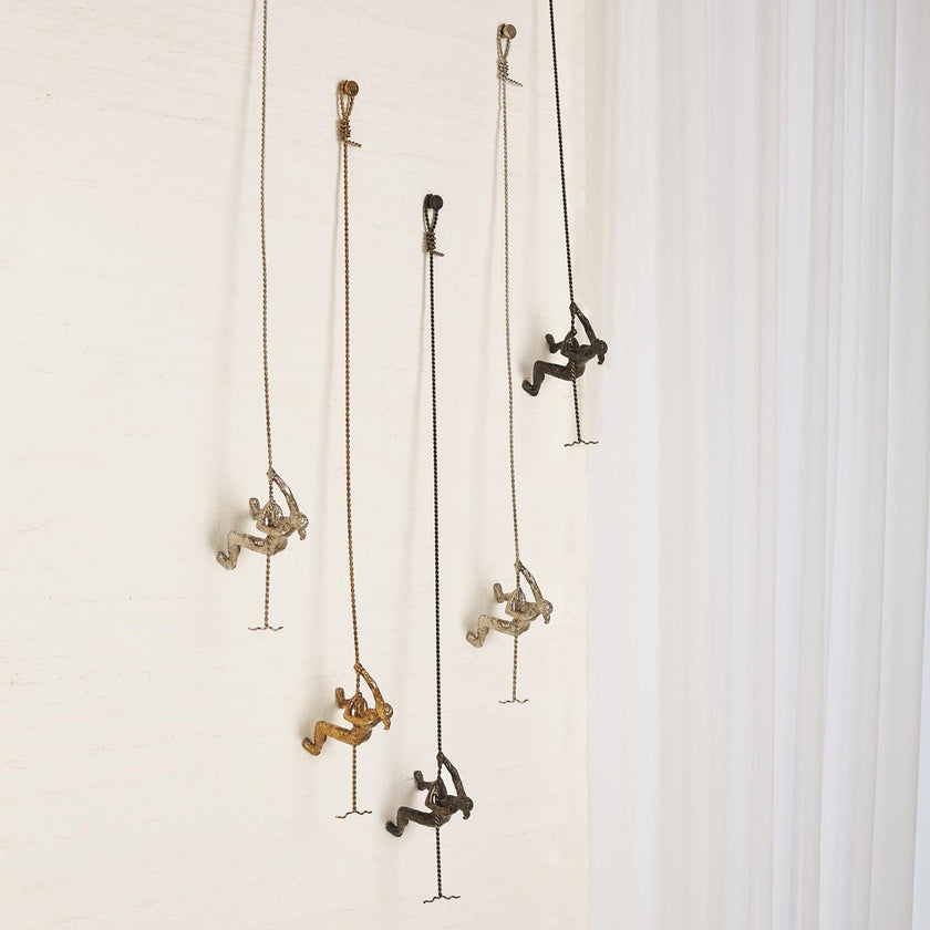 Global Views Climbing Wall Mounted