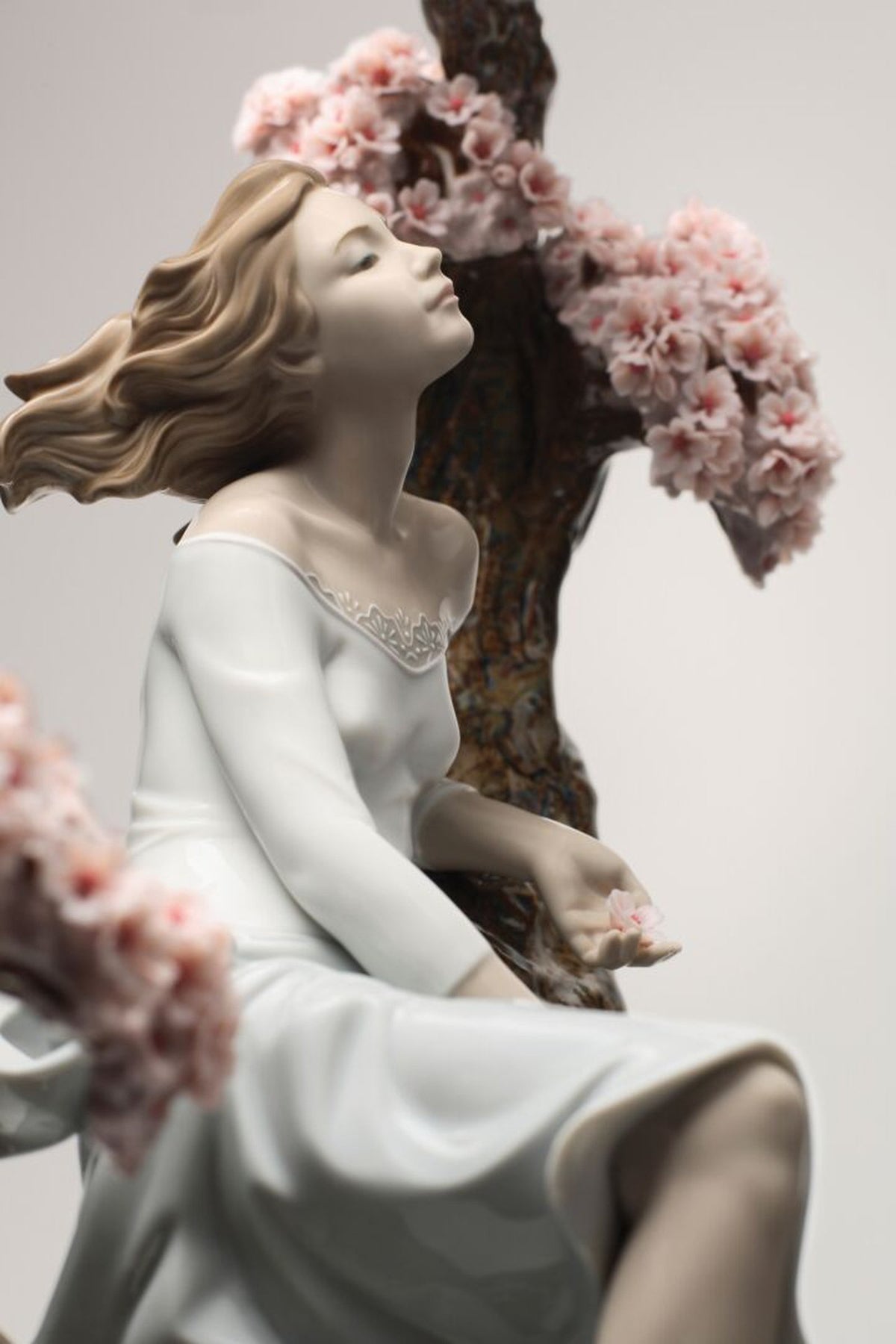 Lladro Sweet Scent of Blossoms Woman Figurine Limited Edition