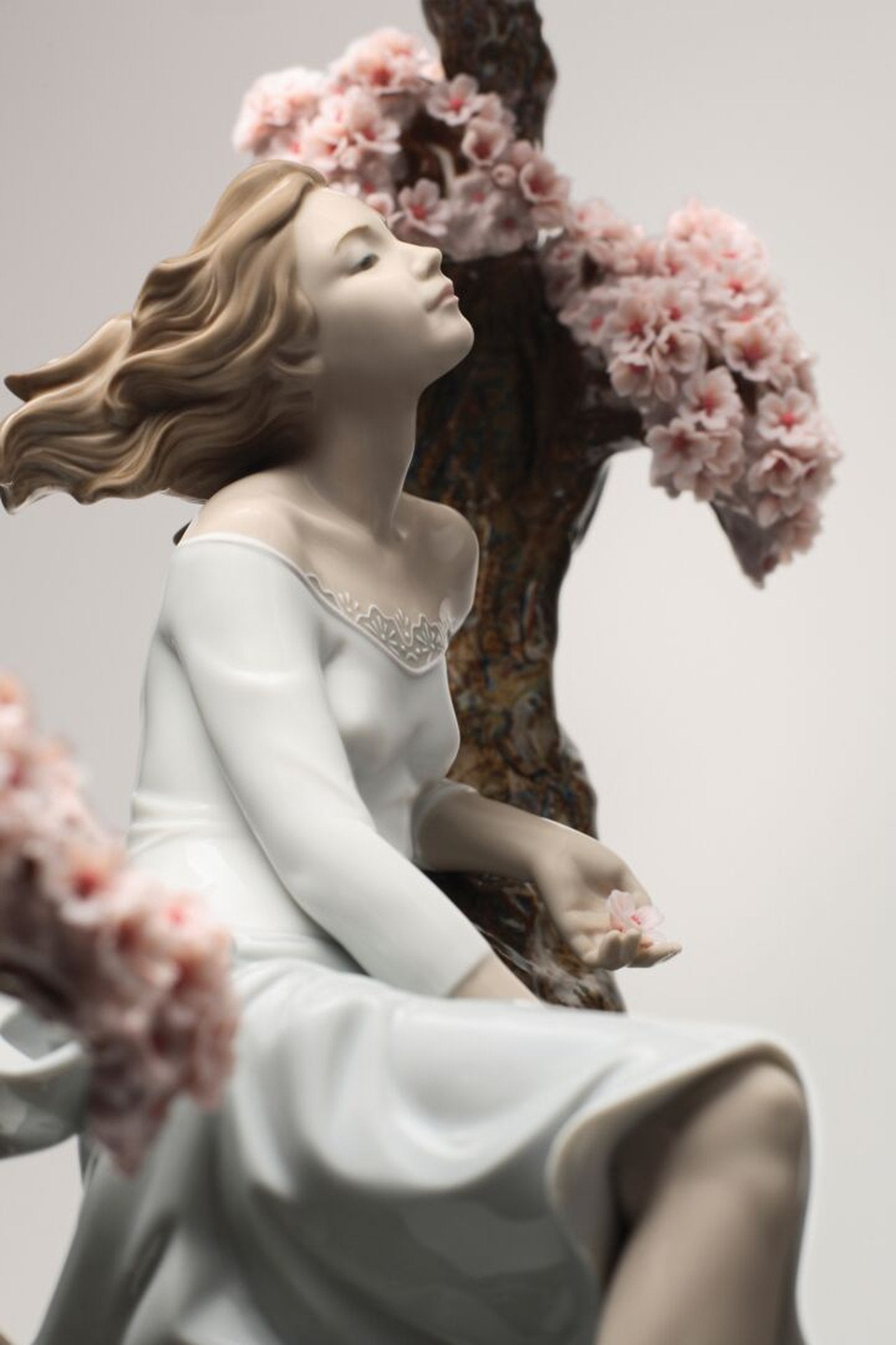 Lladro Sweet Scent of Blossoms Woman Figurine Limited Edition