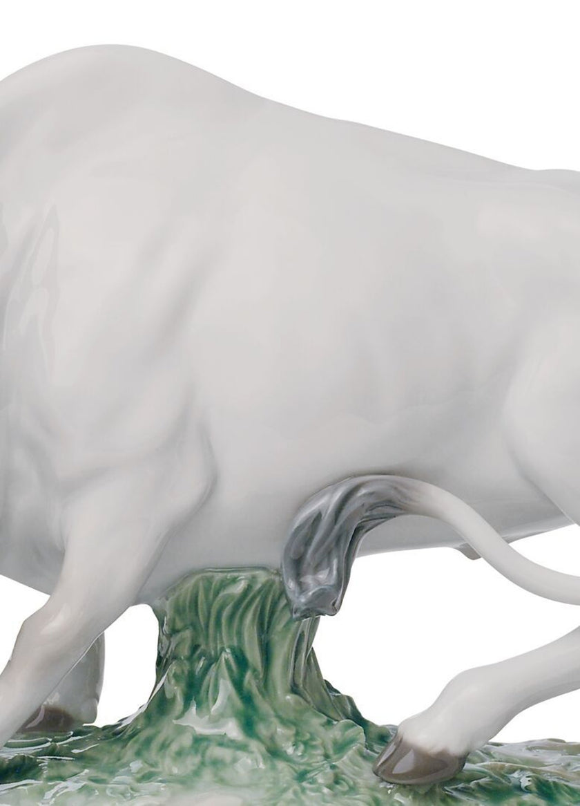 Lladro The Ox Figurine