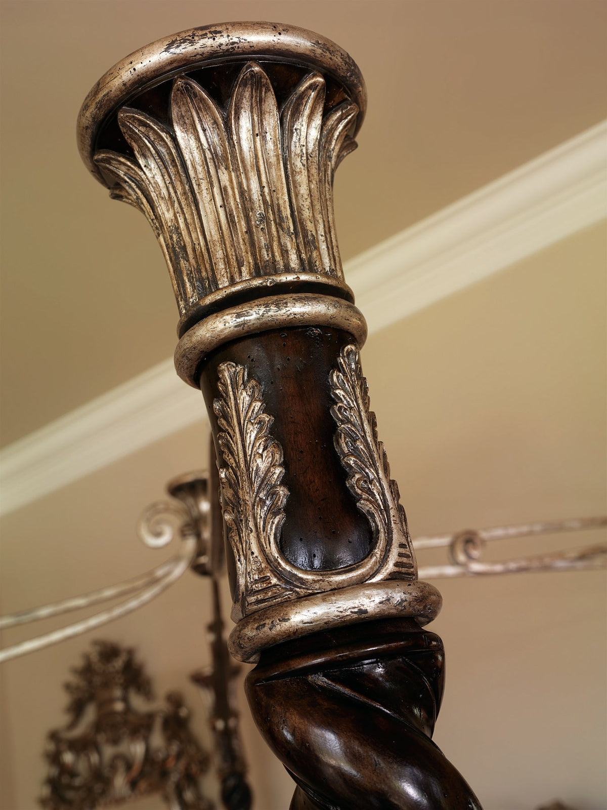 Maitland Smith Piazza San Marco Poster Bed - King (PSM91-5)