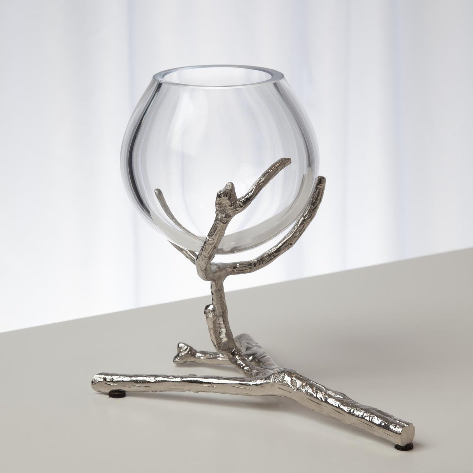 Global Views Twig Vase Holder