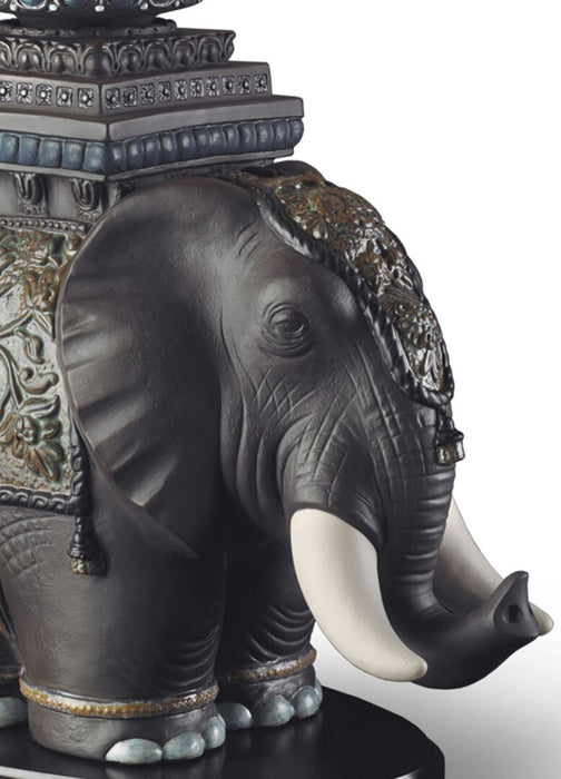 Lladro Siamese Elephant Table Lamp (US)