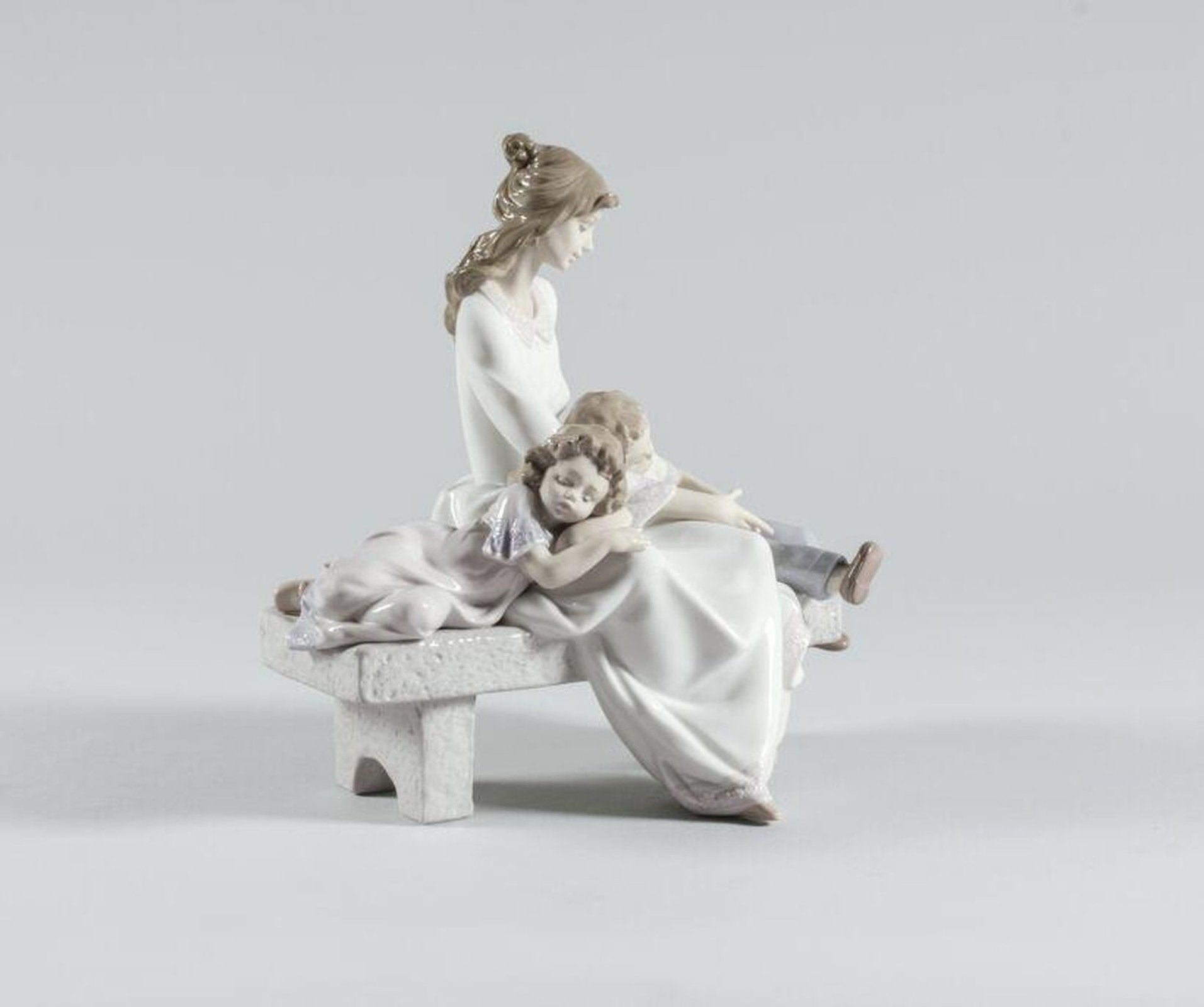 Lladro An Afternoon Nap Mother Figurine