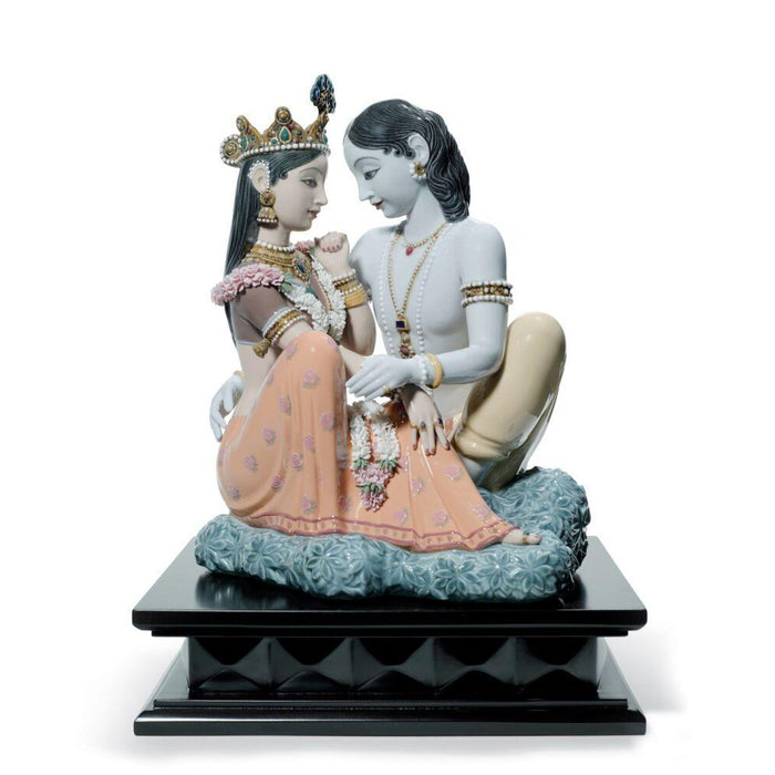 Lladro Divine Love Couple Figurine Limited Edition