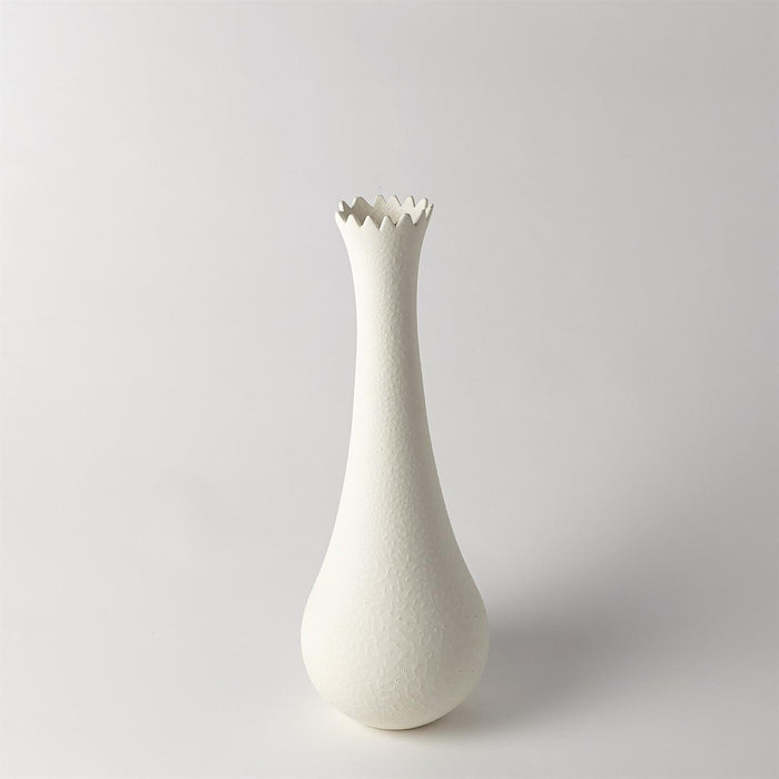 Global Views Vase