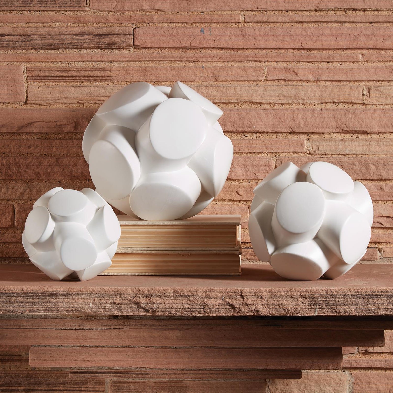 Global Views Matte White Mayet Sculpture