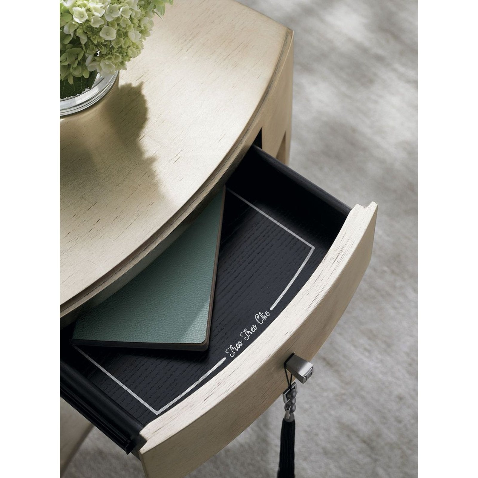 Caracole Tres, Tres Chic Side Table