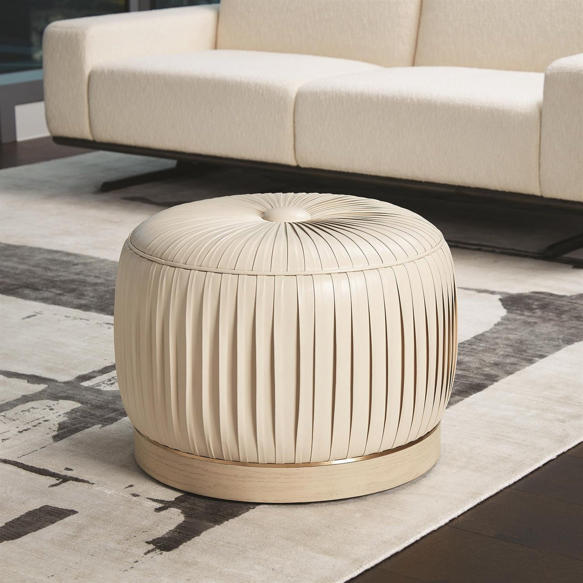 Citizen Artist for Global Views Colette Pouf