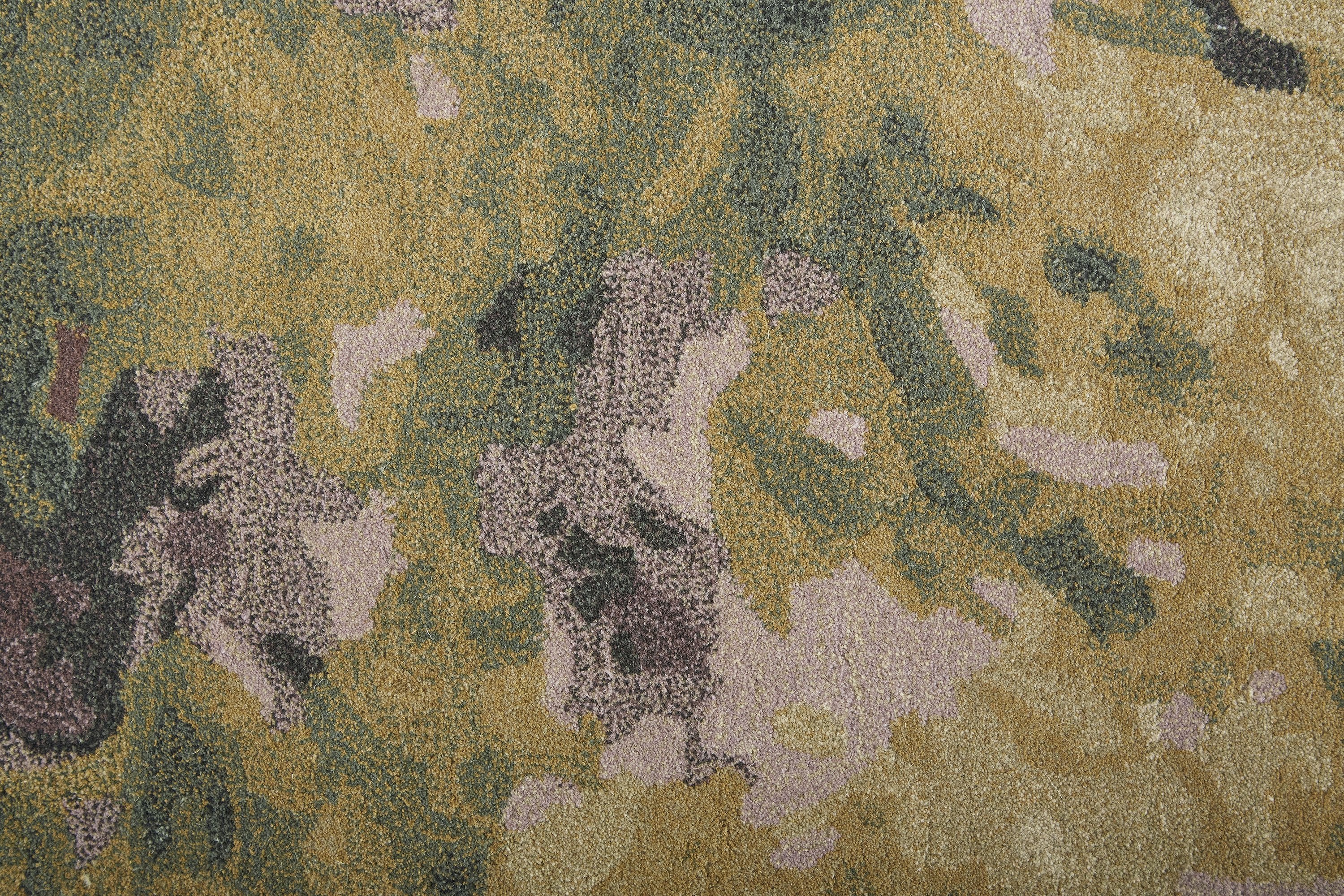 Feizy Amira 8633F Rug in Purple / Green