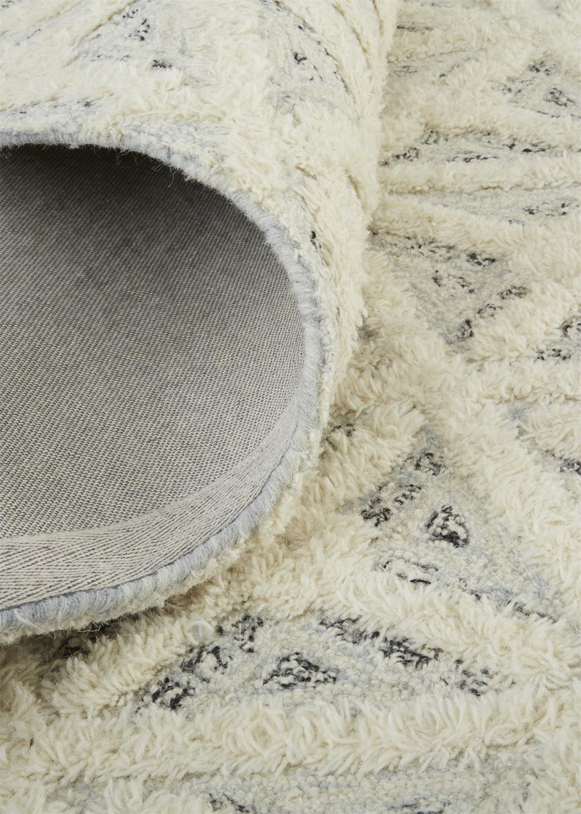 Feizy Anica 8007F Rug in Ivory / Blue