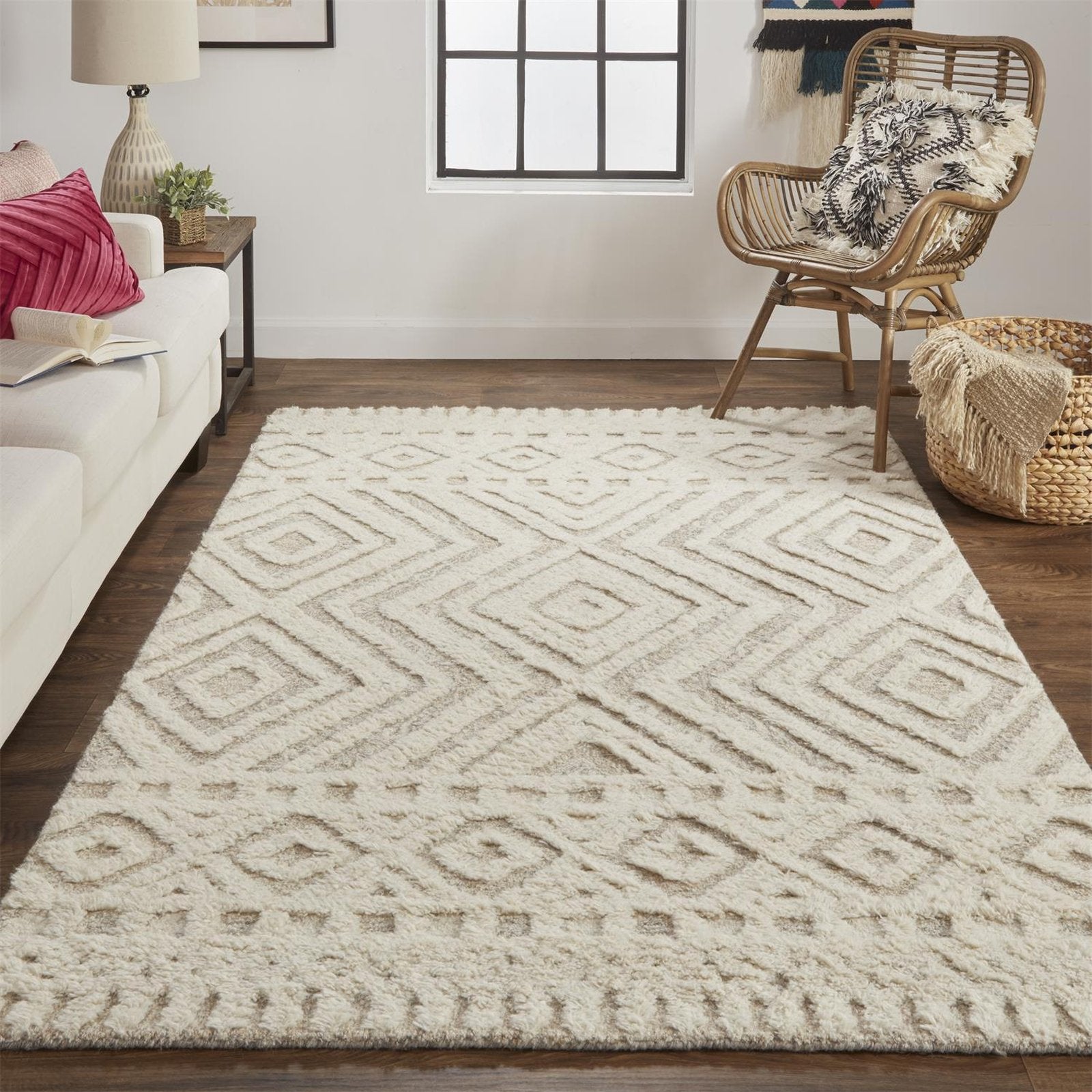 Feizy Anica 8010F Rug in Ivory / Tan