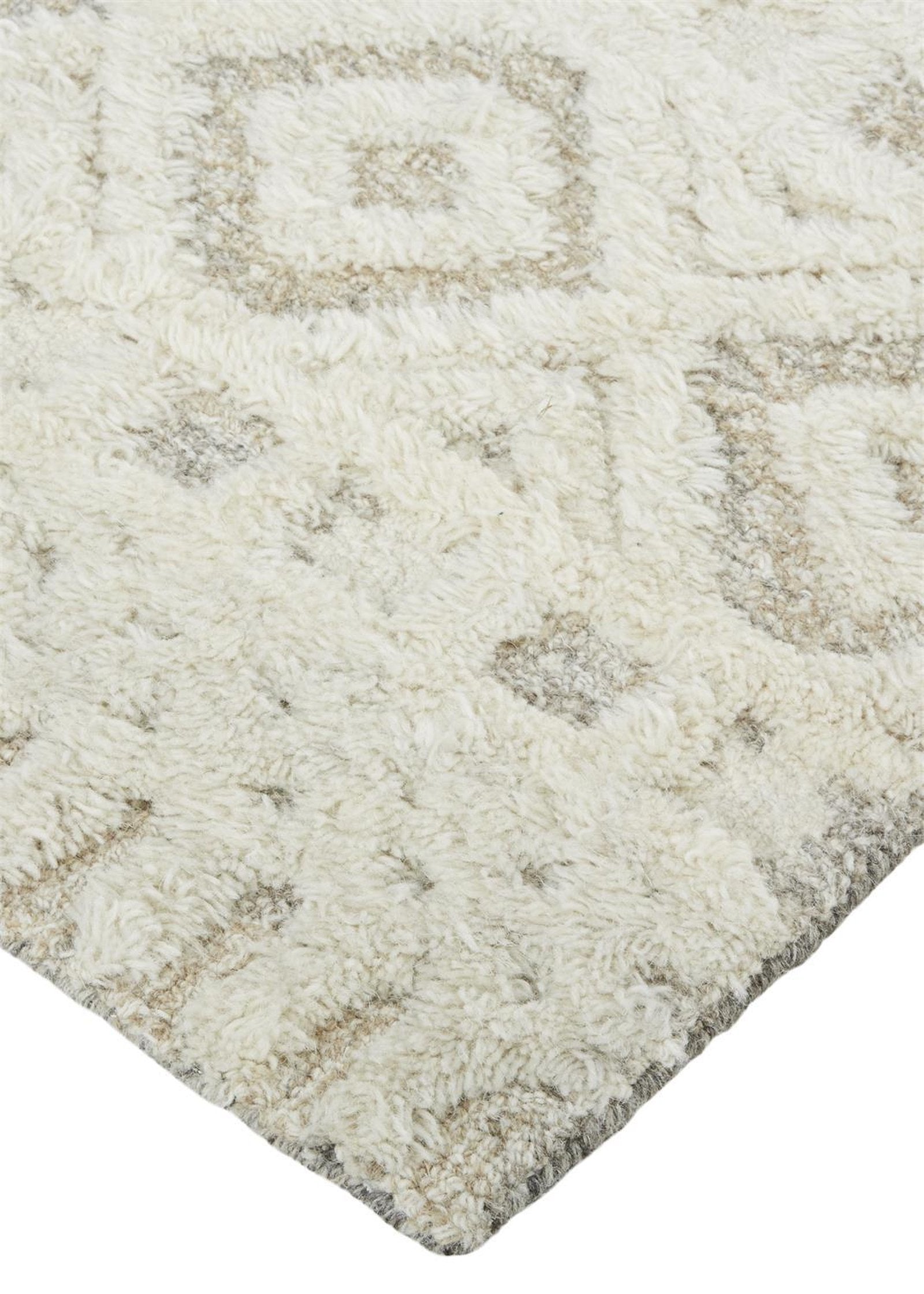 Feizy Anica 8010F Rug in Ivory / Tan
