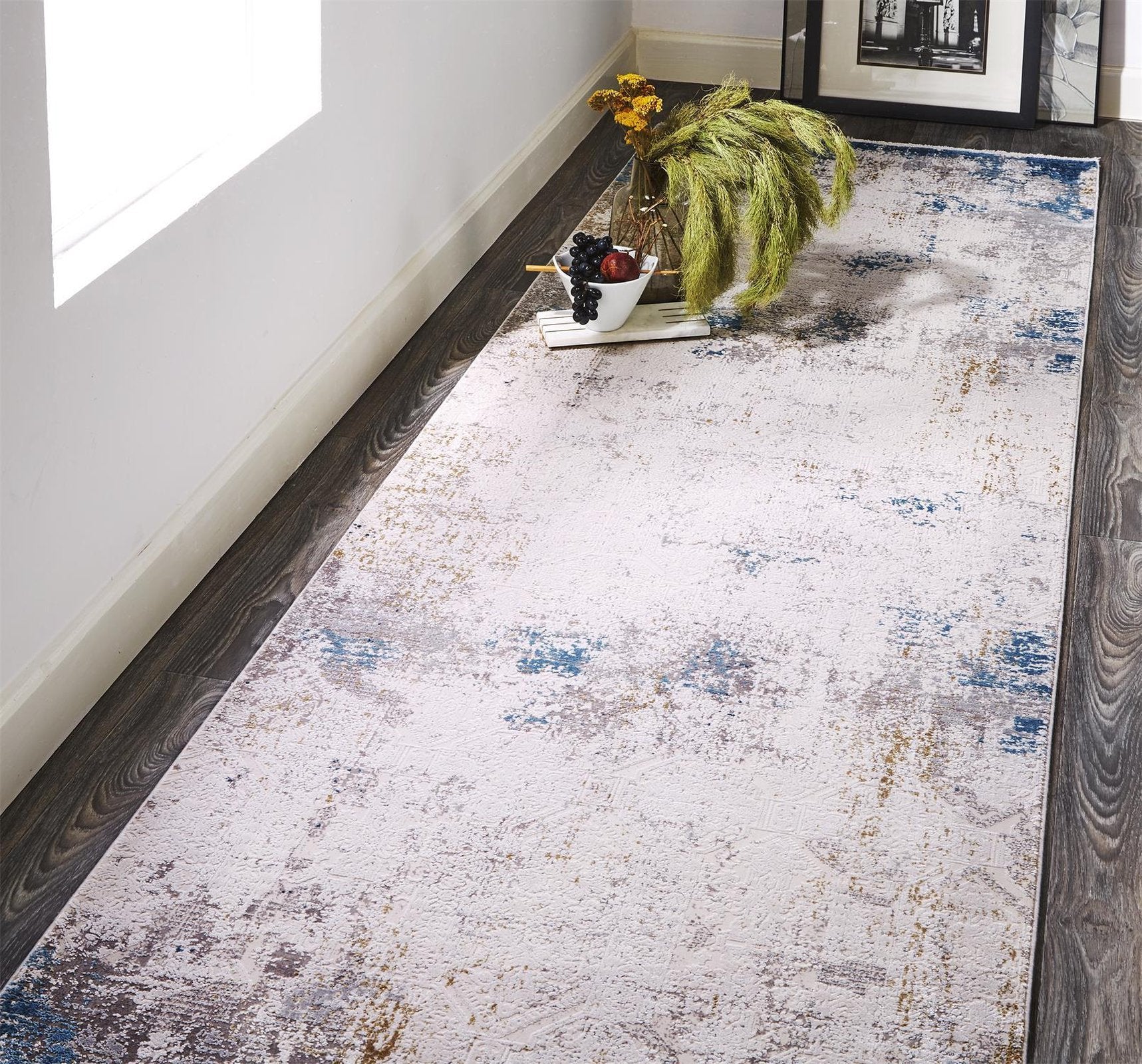 Feizy Cadiz 3889F Rug in Ivory/Blue