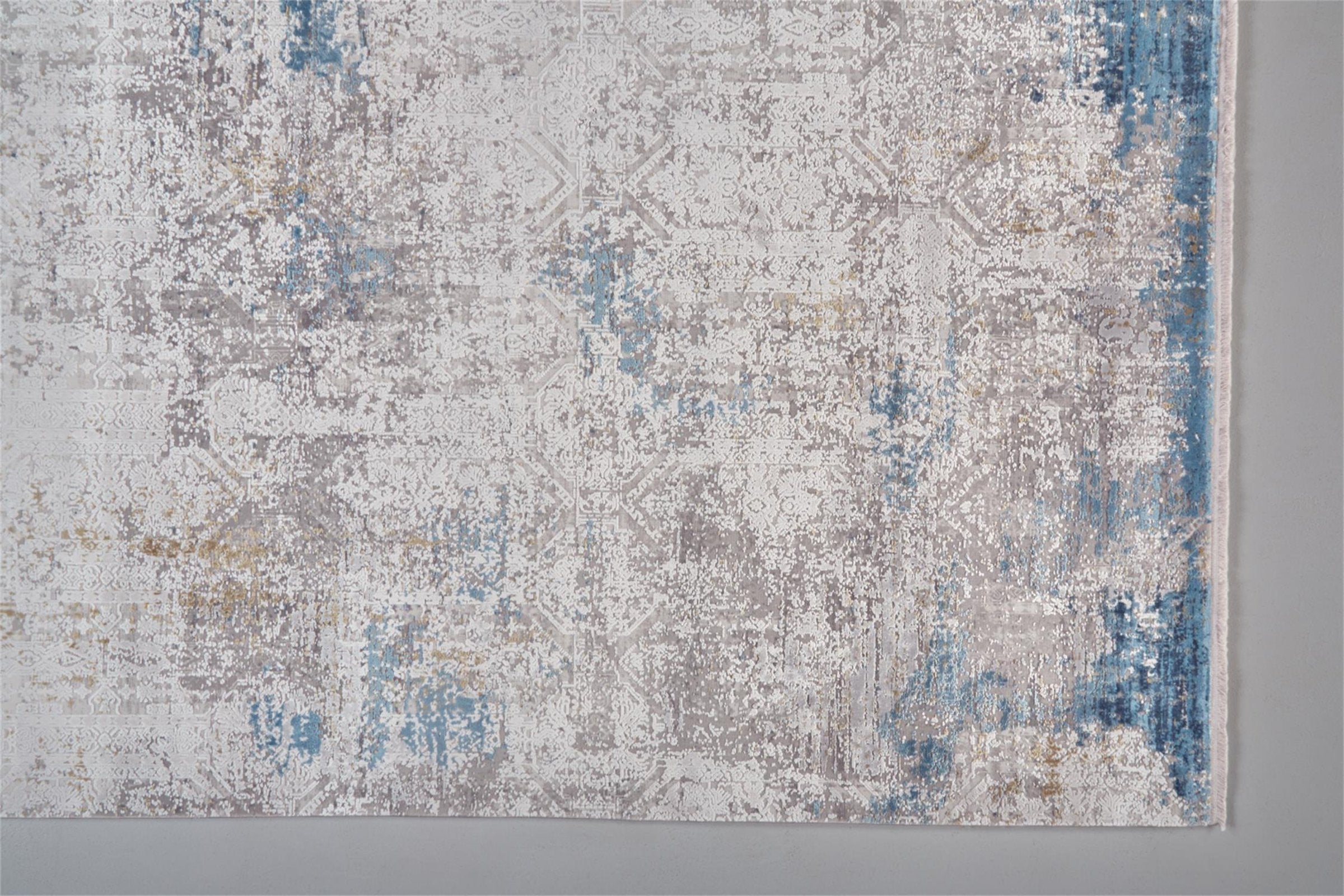 Feizy Cadiz 3889F Rug in Ivory/Blue