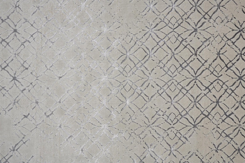 Feizy Micah 3047F Rug in Beige/Silver