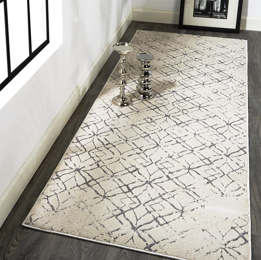Feizy Micah 3047F Rug in Beige/Silver