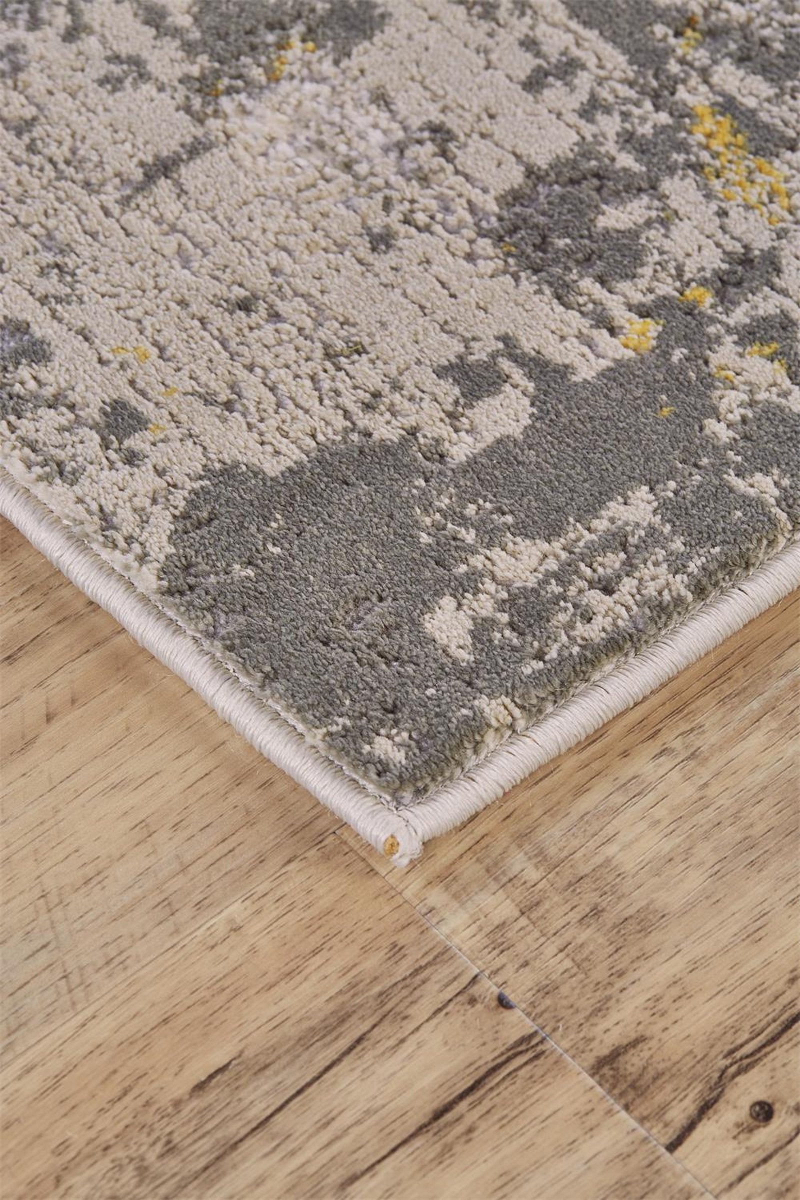 Feizy Waldor 3970F Rug in Ivory / Gold