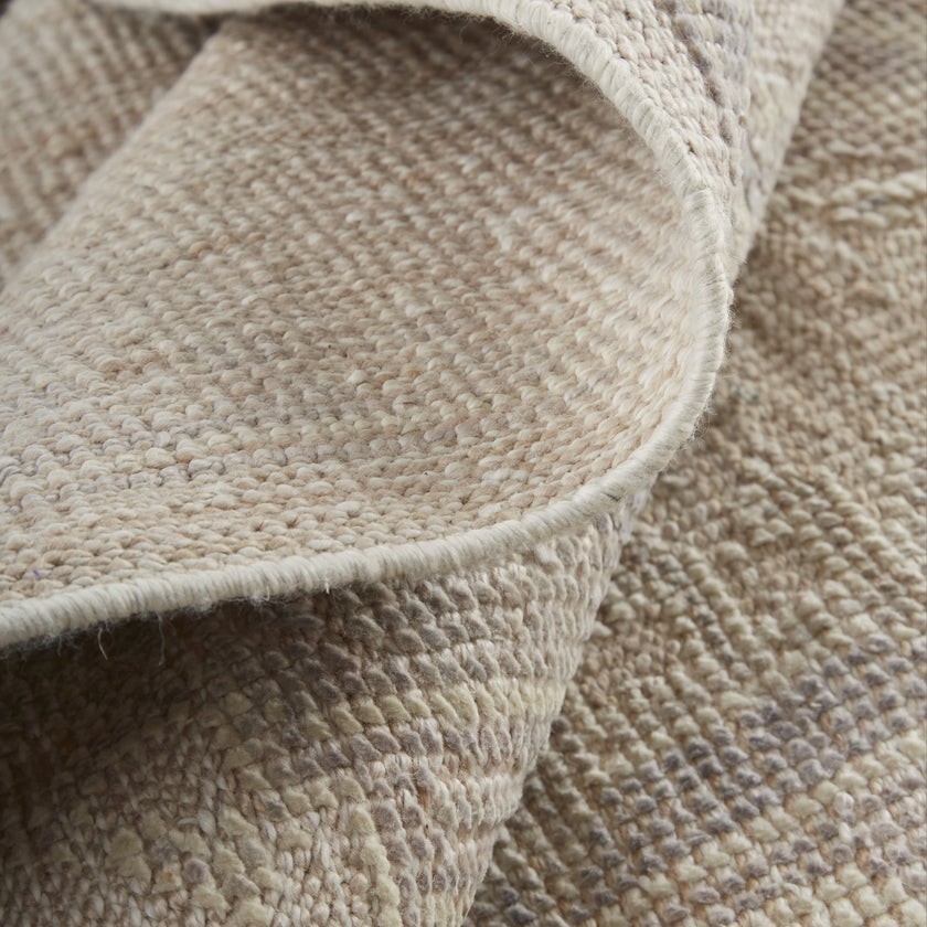 Feizy Wendover 6858F Rug in Tan / Gray