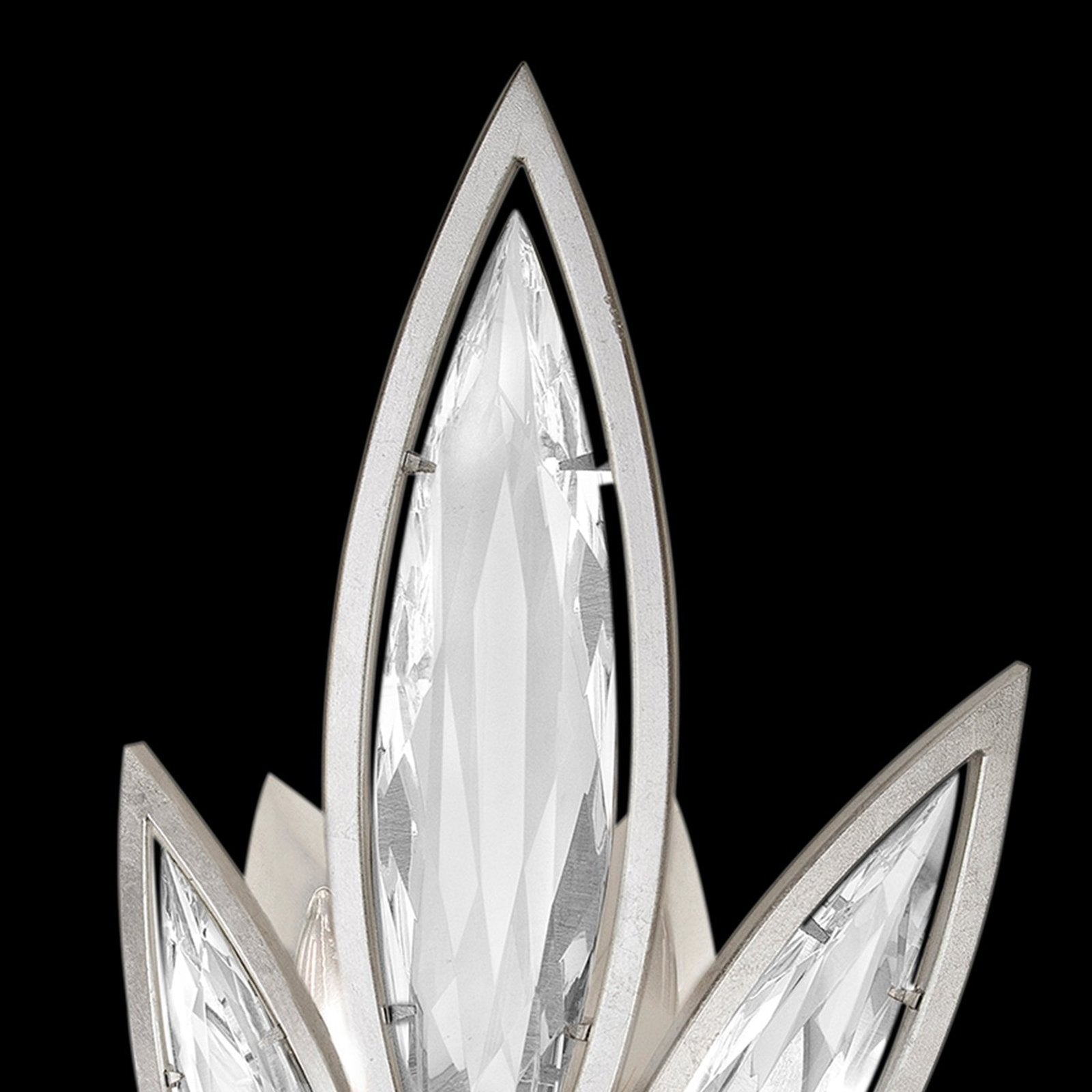 Fine Art Marquise 21