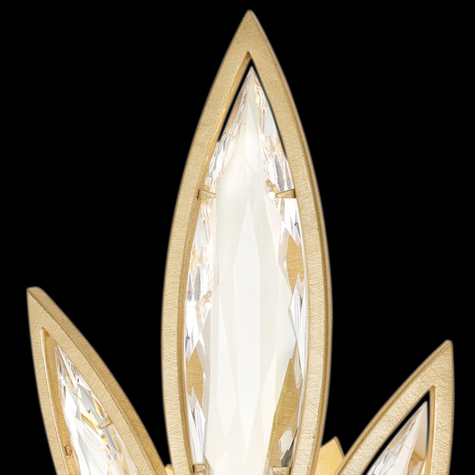 Fine Art Marquise 21