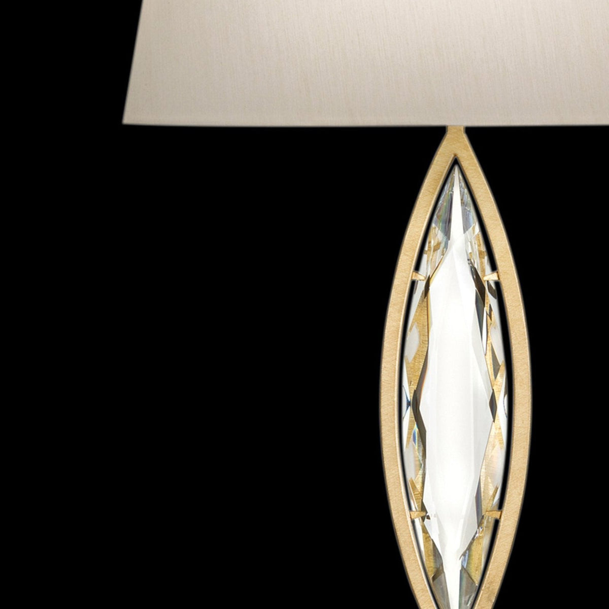 Fine Art Marquise 29
