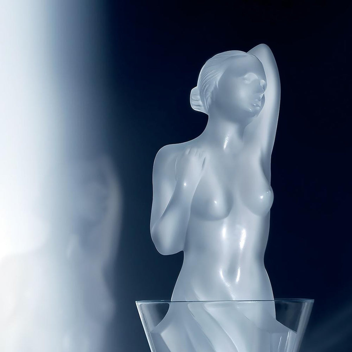Lalique Aphrodite Vintage Decanter