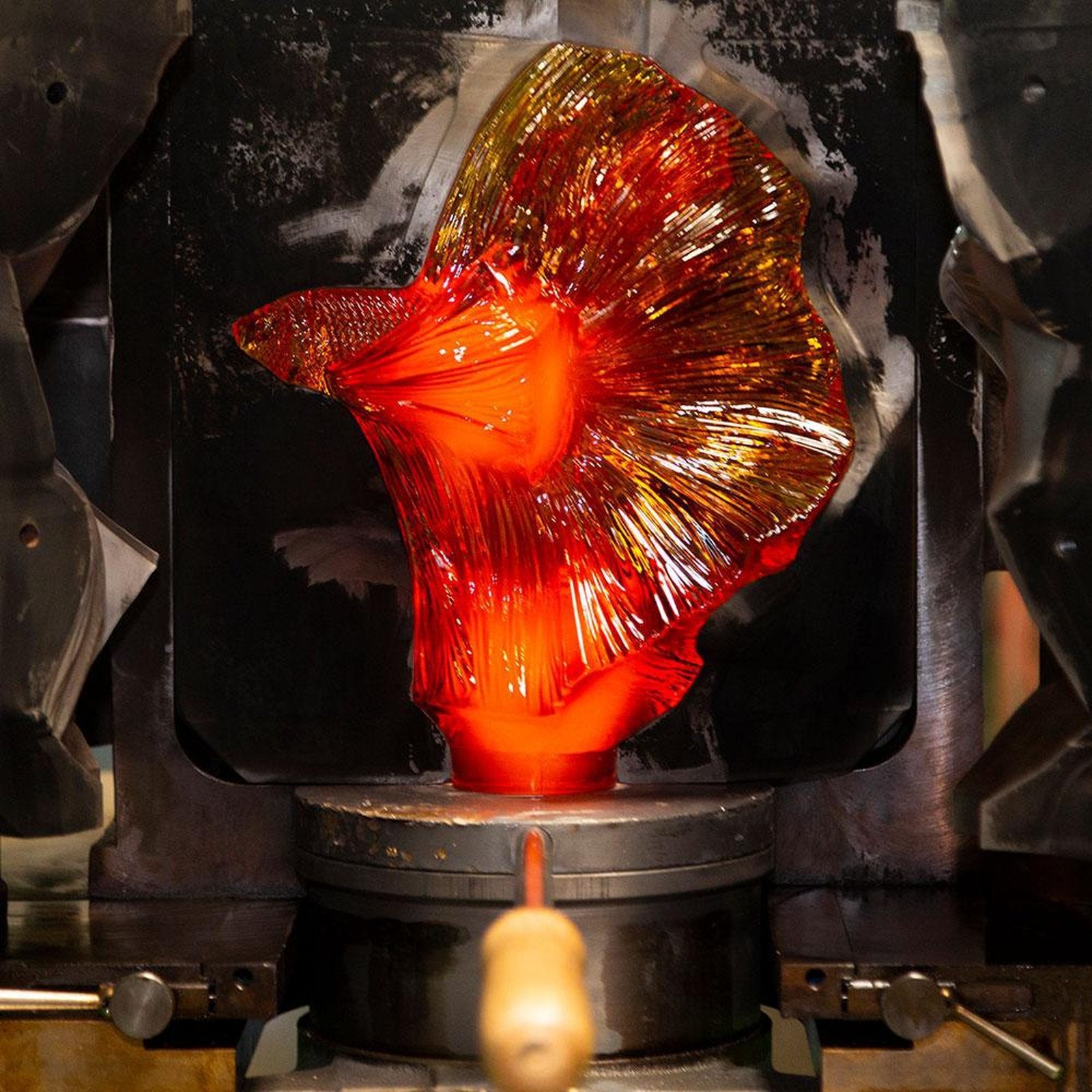 Lalique Fighting Fish Large Sculpture