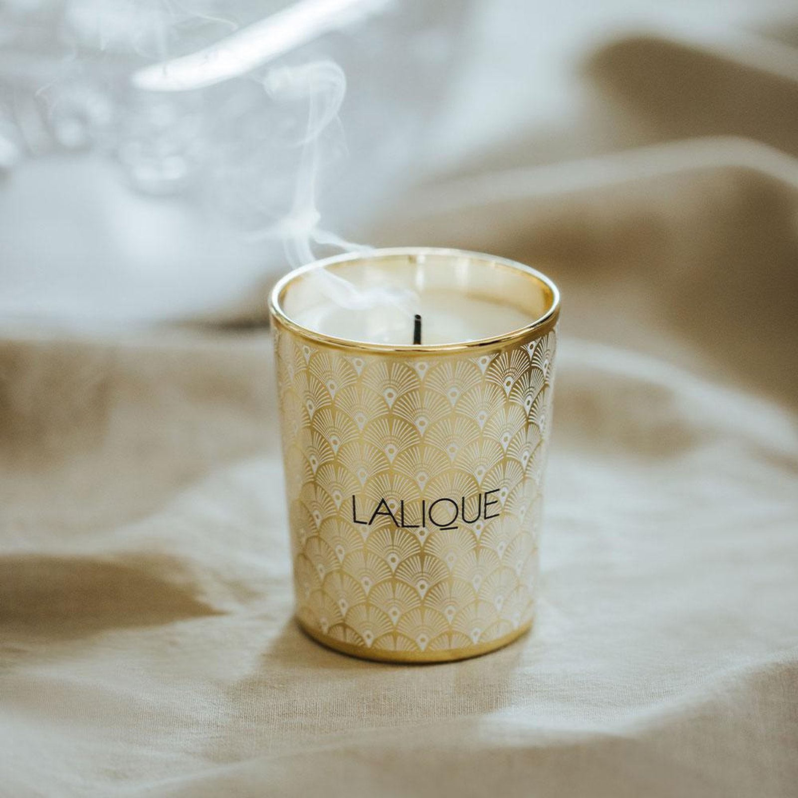 Lalique Noir Premier Plume Blanche 1901 Scented Candle