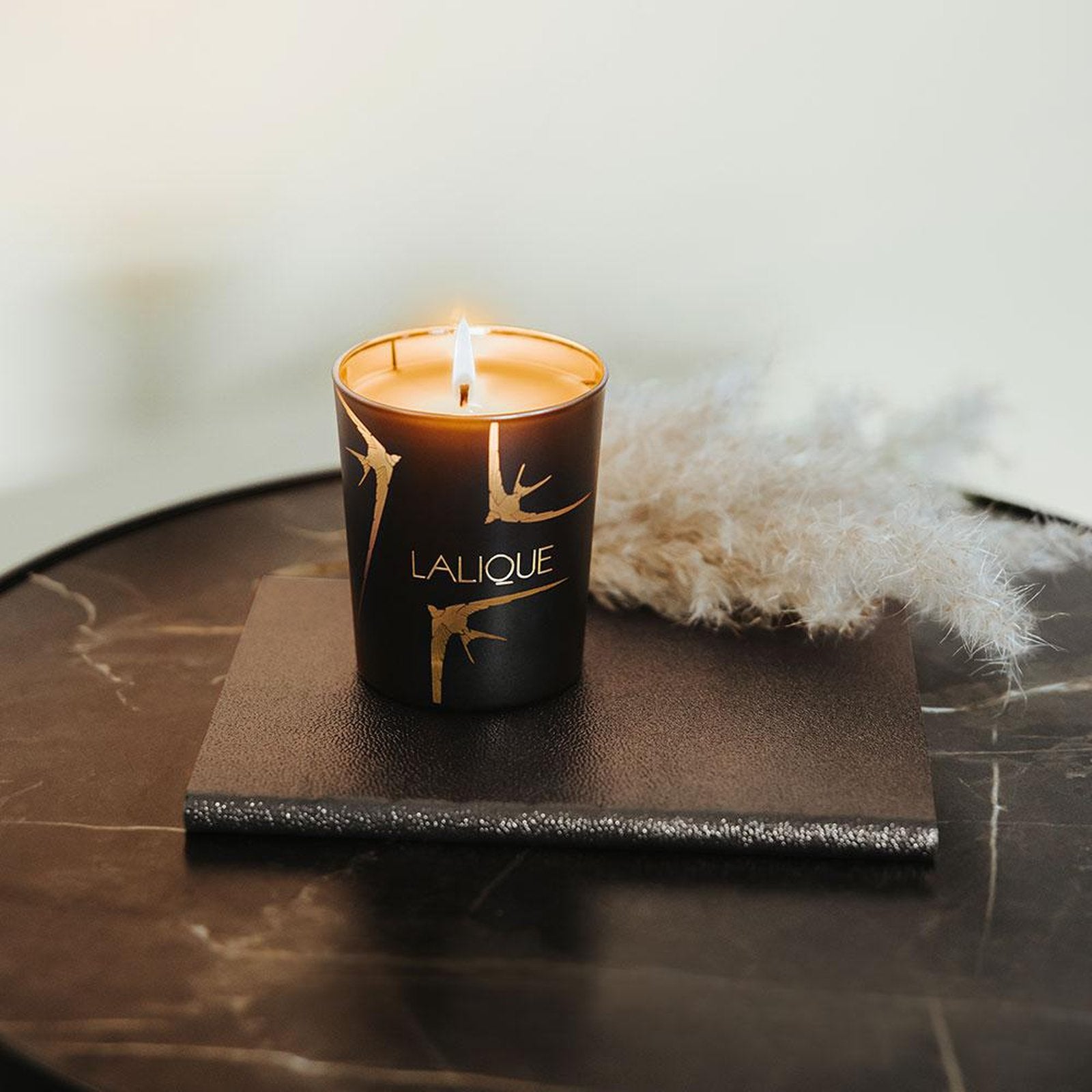Lalique The Night Nairobi - Kenya Scented Candle