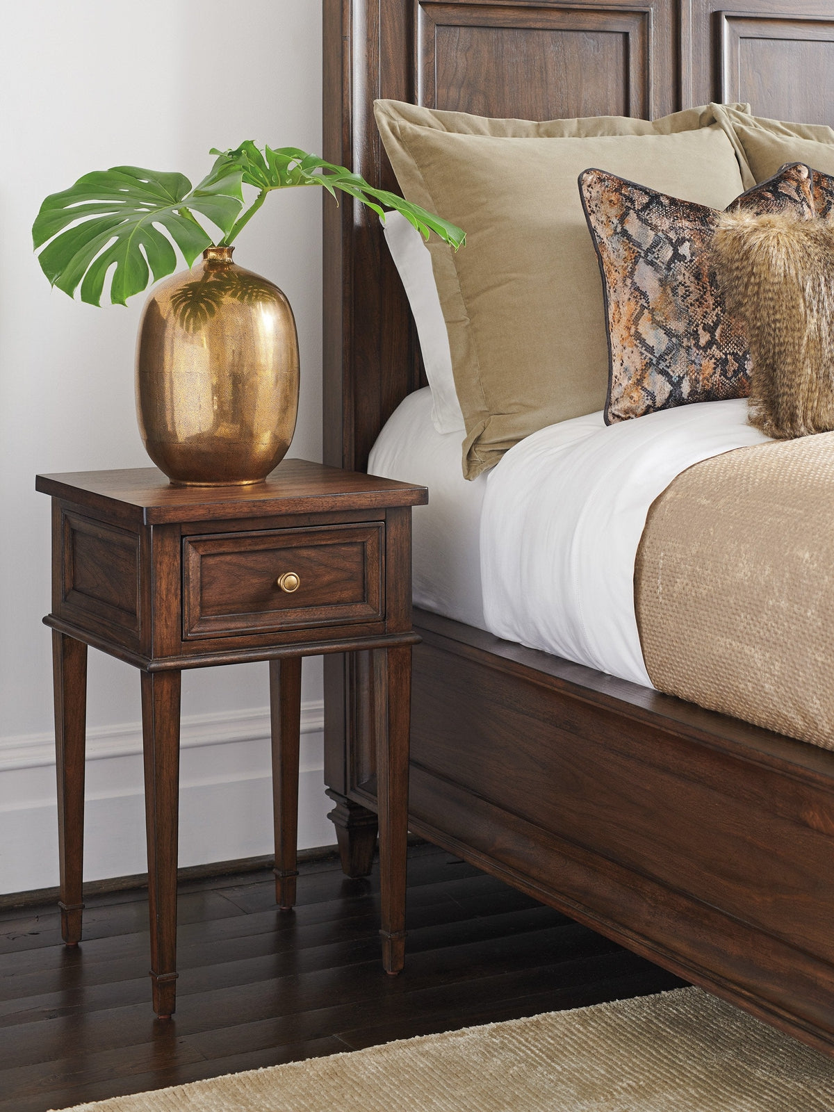 Lexington Silverado Surrey Night Table