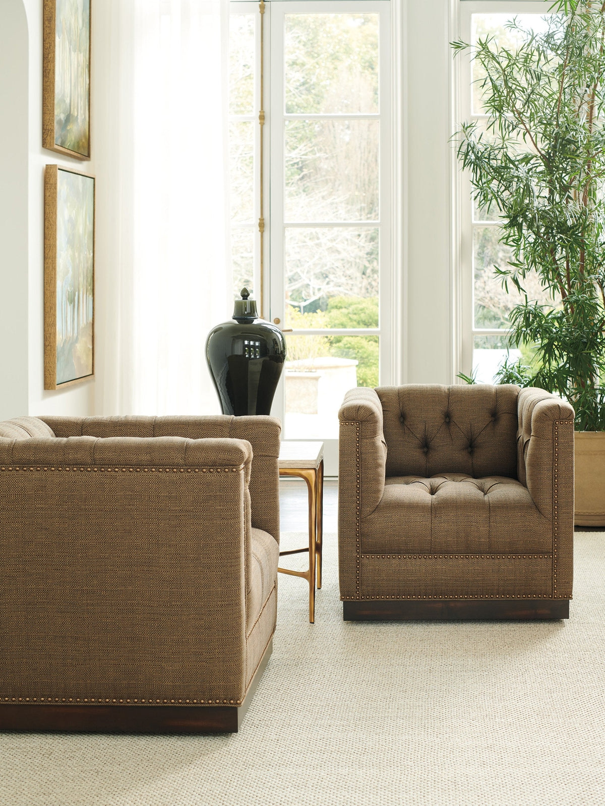 Lexington Upholstery Silverado Fremont Swivel Chair