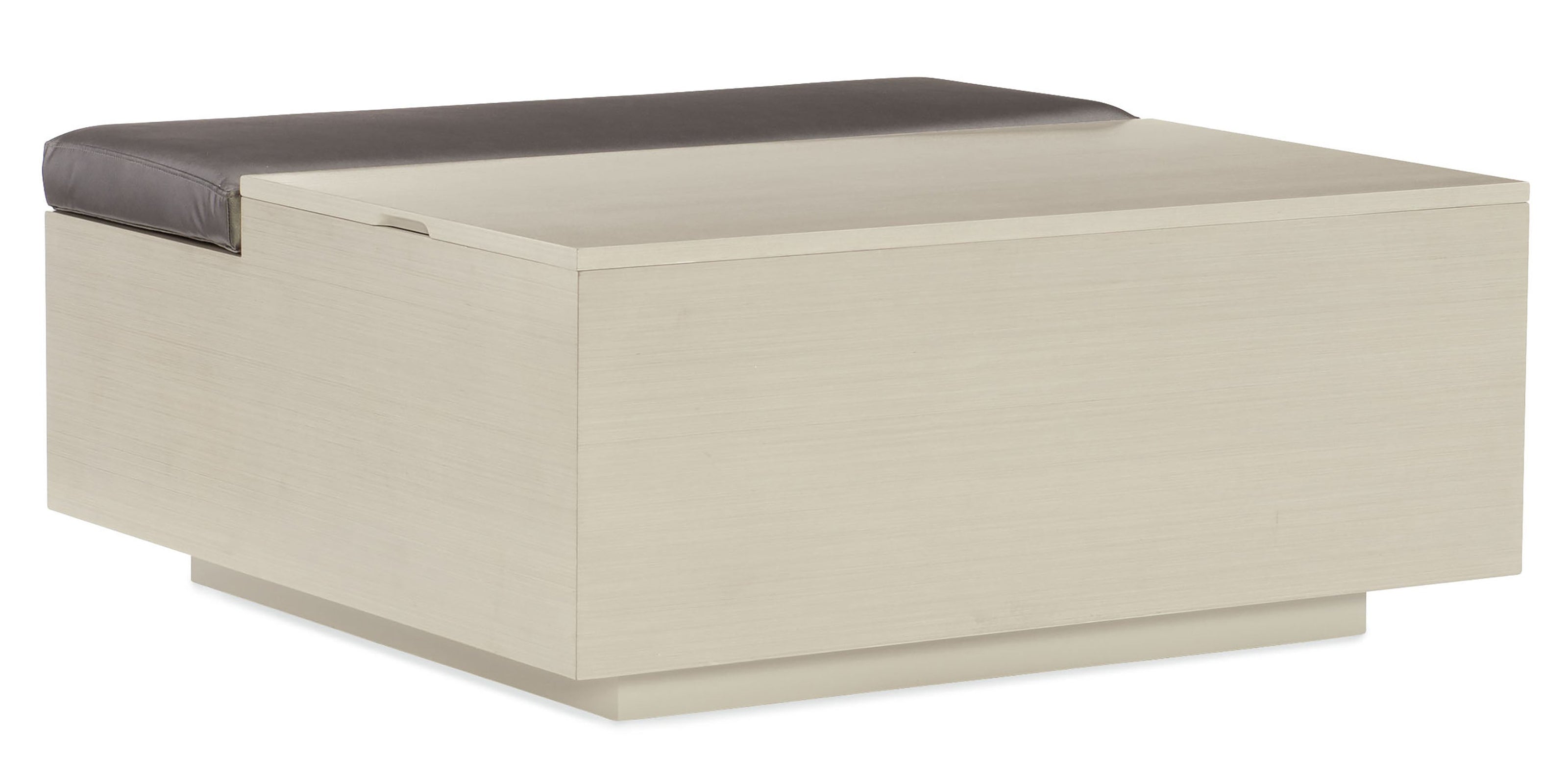 Caracole Expressions Repetition Bunching Cocktail Table DSC