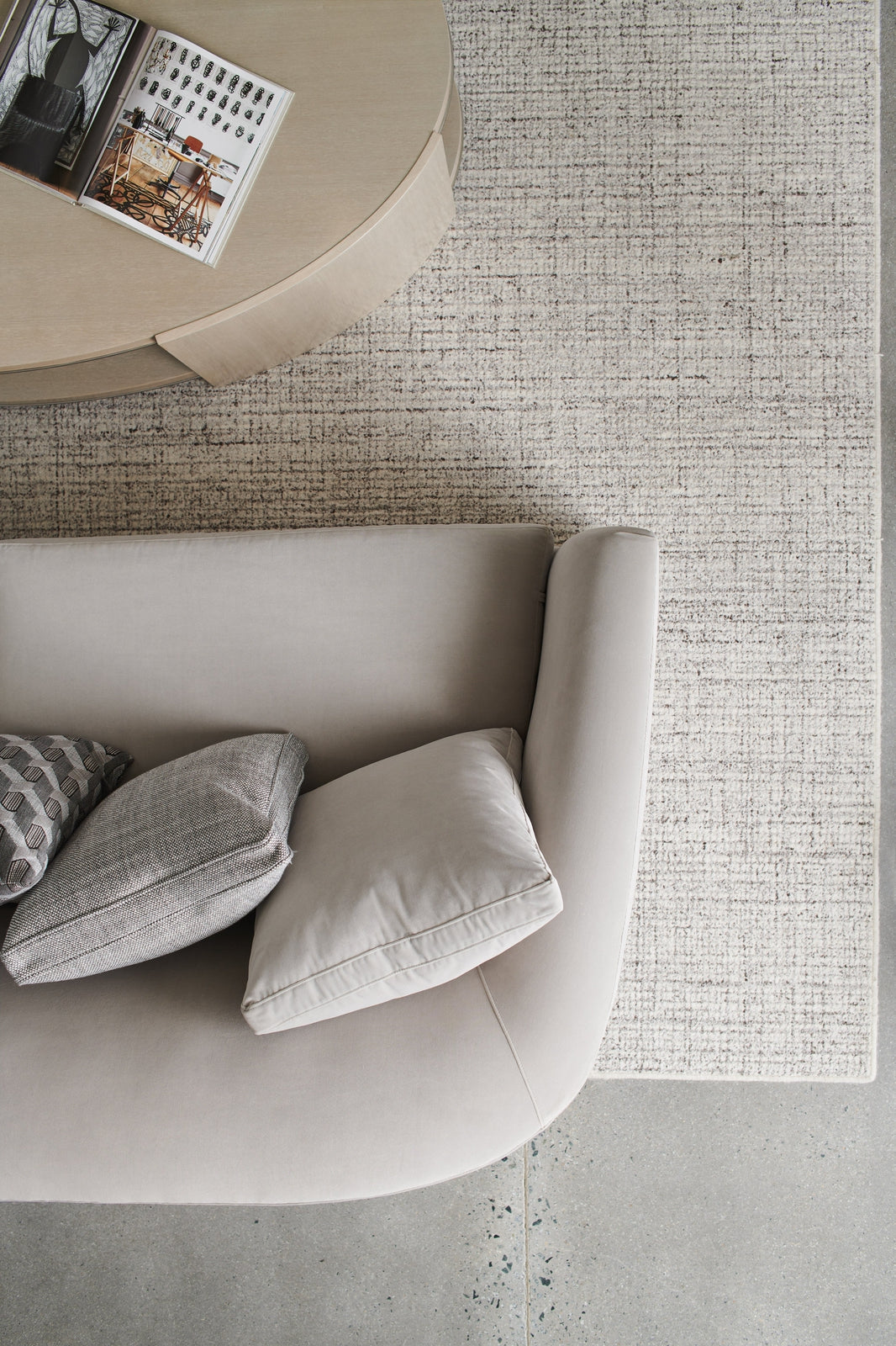 Caracole Modern La Moda Da Vita Cocktail Table