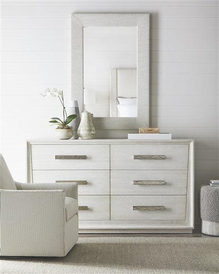 Vanguard Ridge Dresser