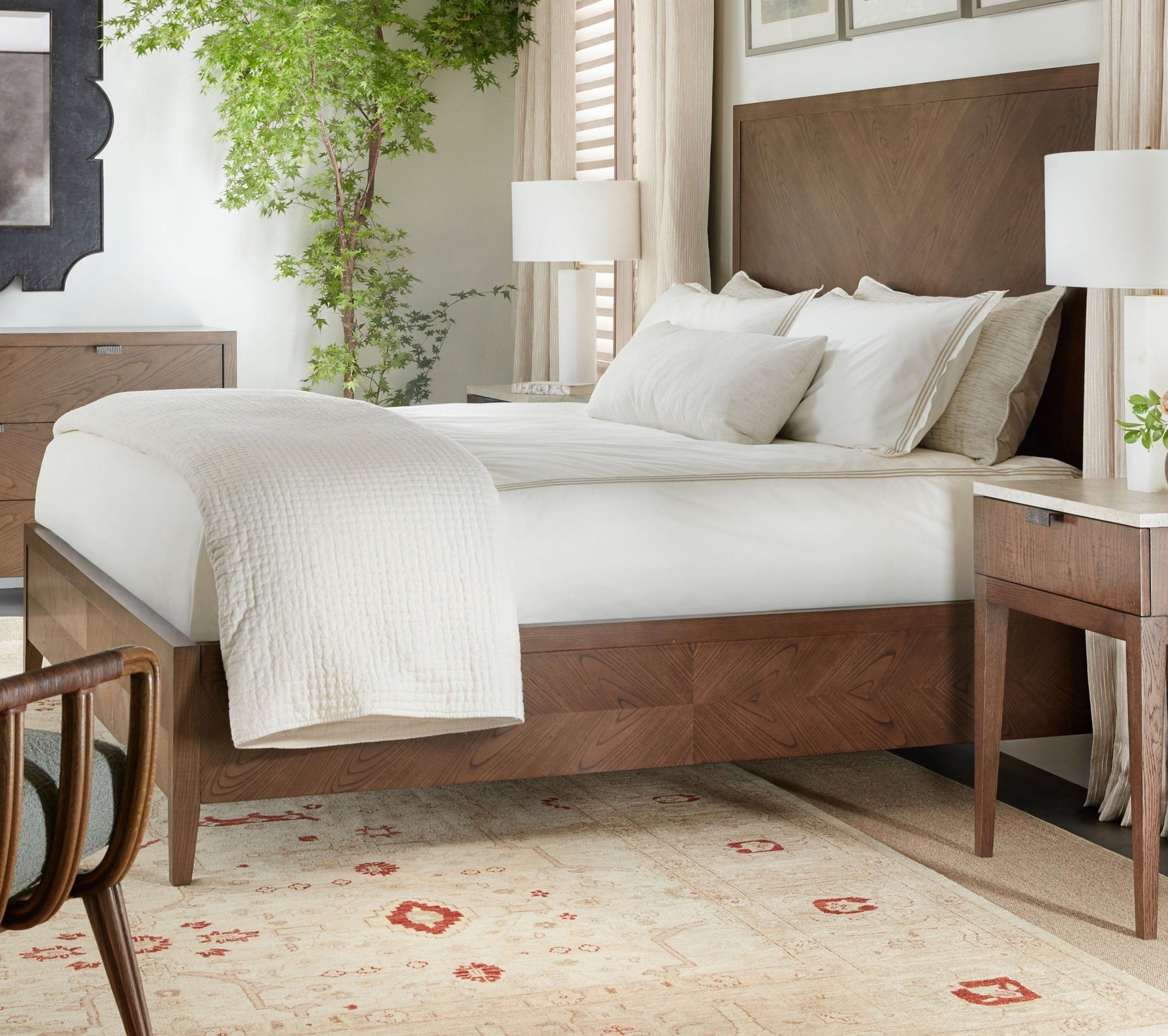 Theodore Alexander Catalina Bed DSC