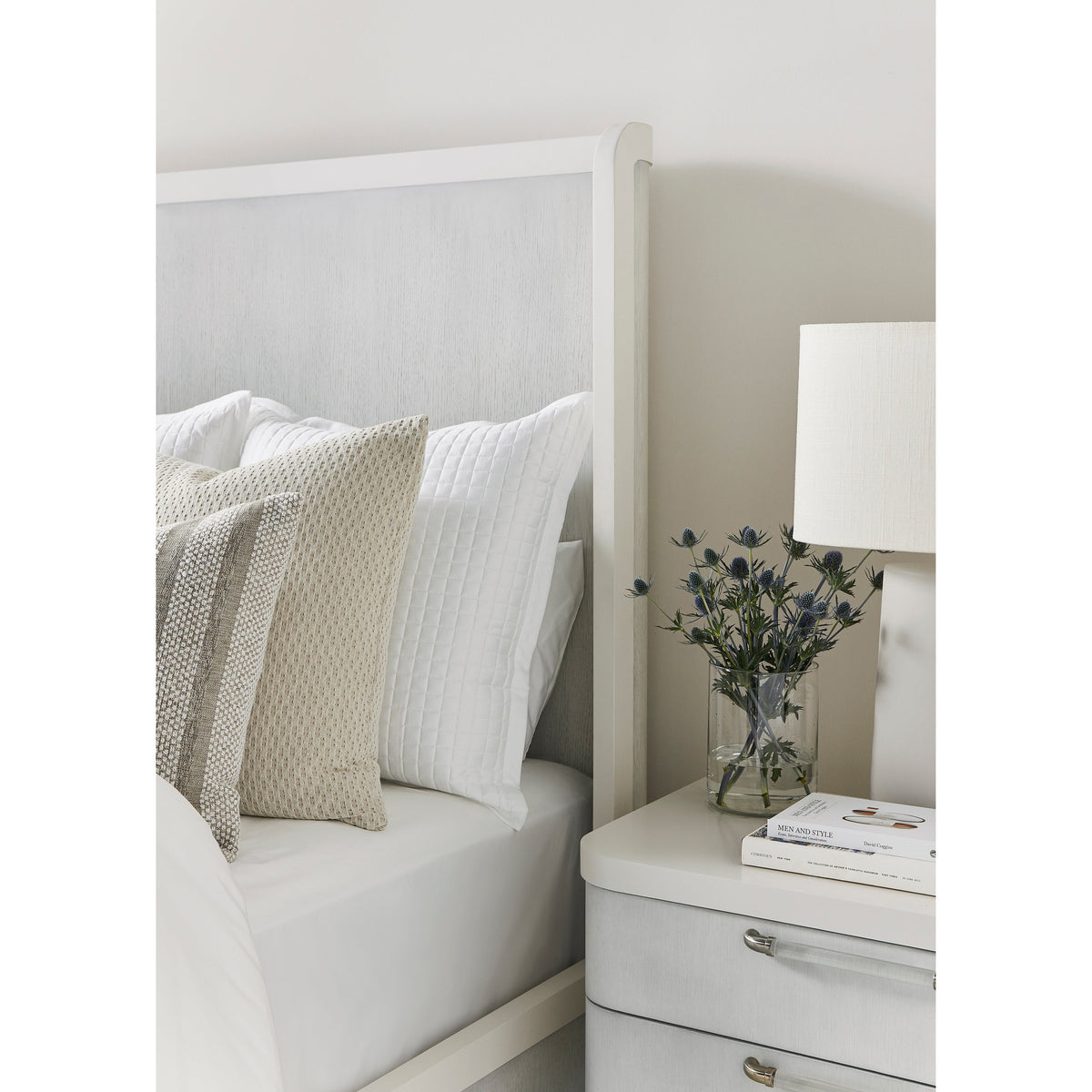 Vanguard Cove Bed
