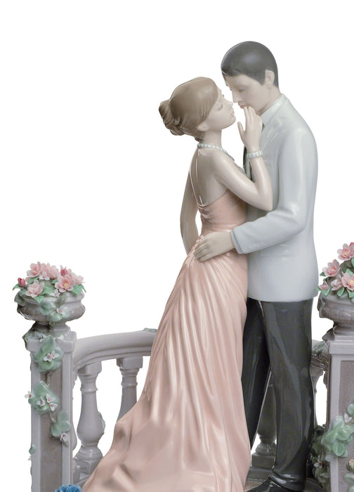 Lladro Moonlight Love Couple Figurine Limited Edition