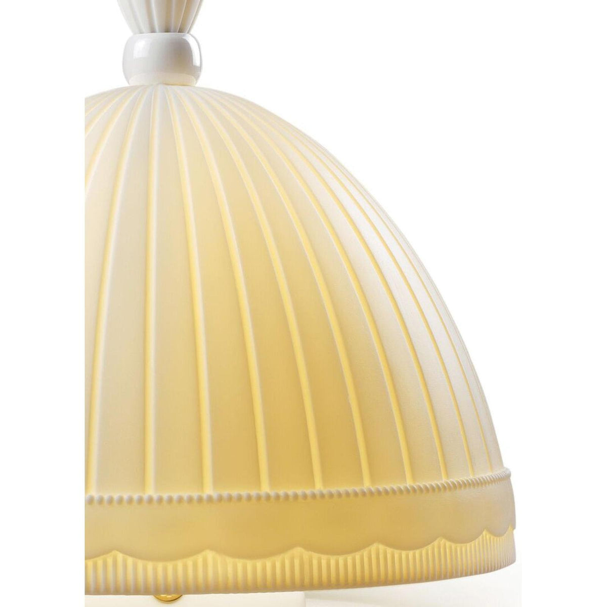 Lladro Mademoiselle Elisabeth Table Lamp (US)