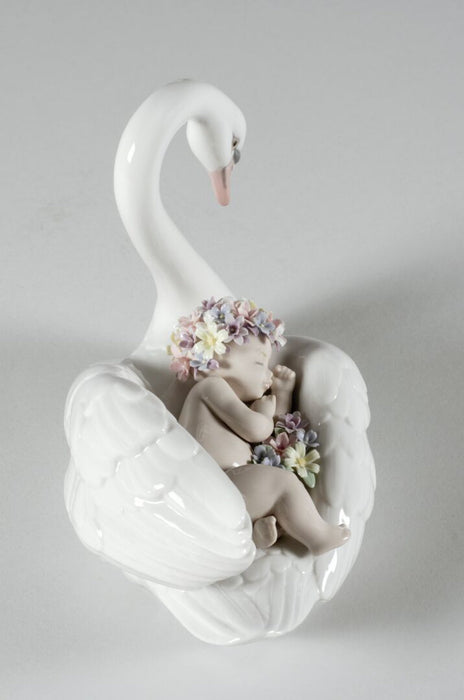 Lladro Drifting through Dreamland Swan Figurine