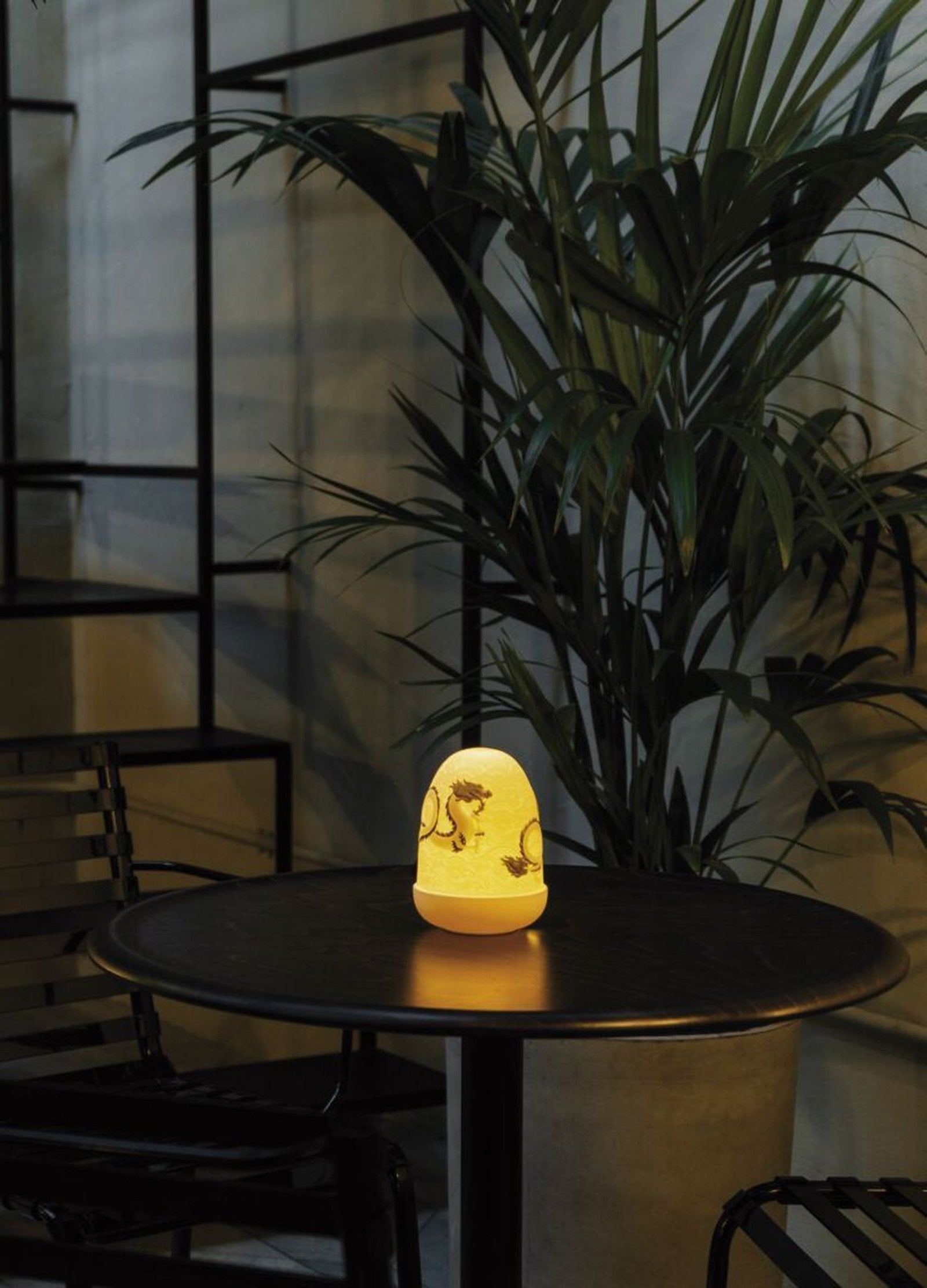 Lladro Dragons Dome Table Lamp