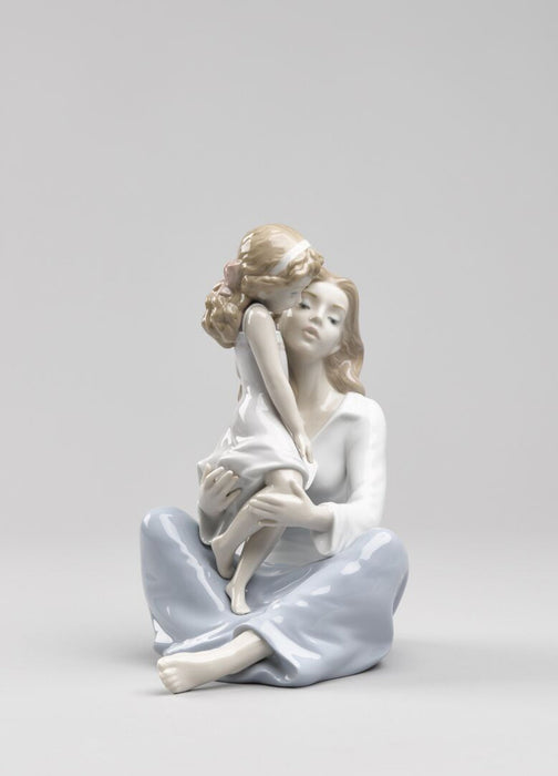 Lladro Mommy's Little Girl Mother Figurine