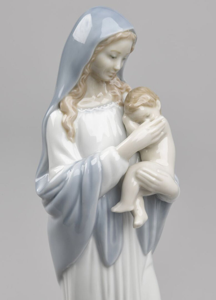 Lladro Madonna of The Flowers Figurine