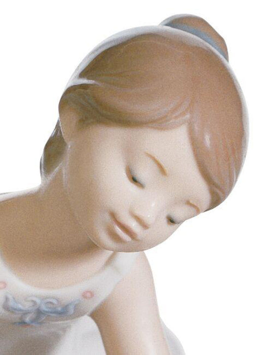 Lladro Little Ballerina I Girl Figurine