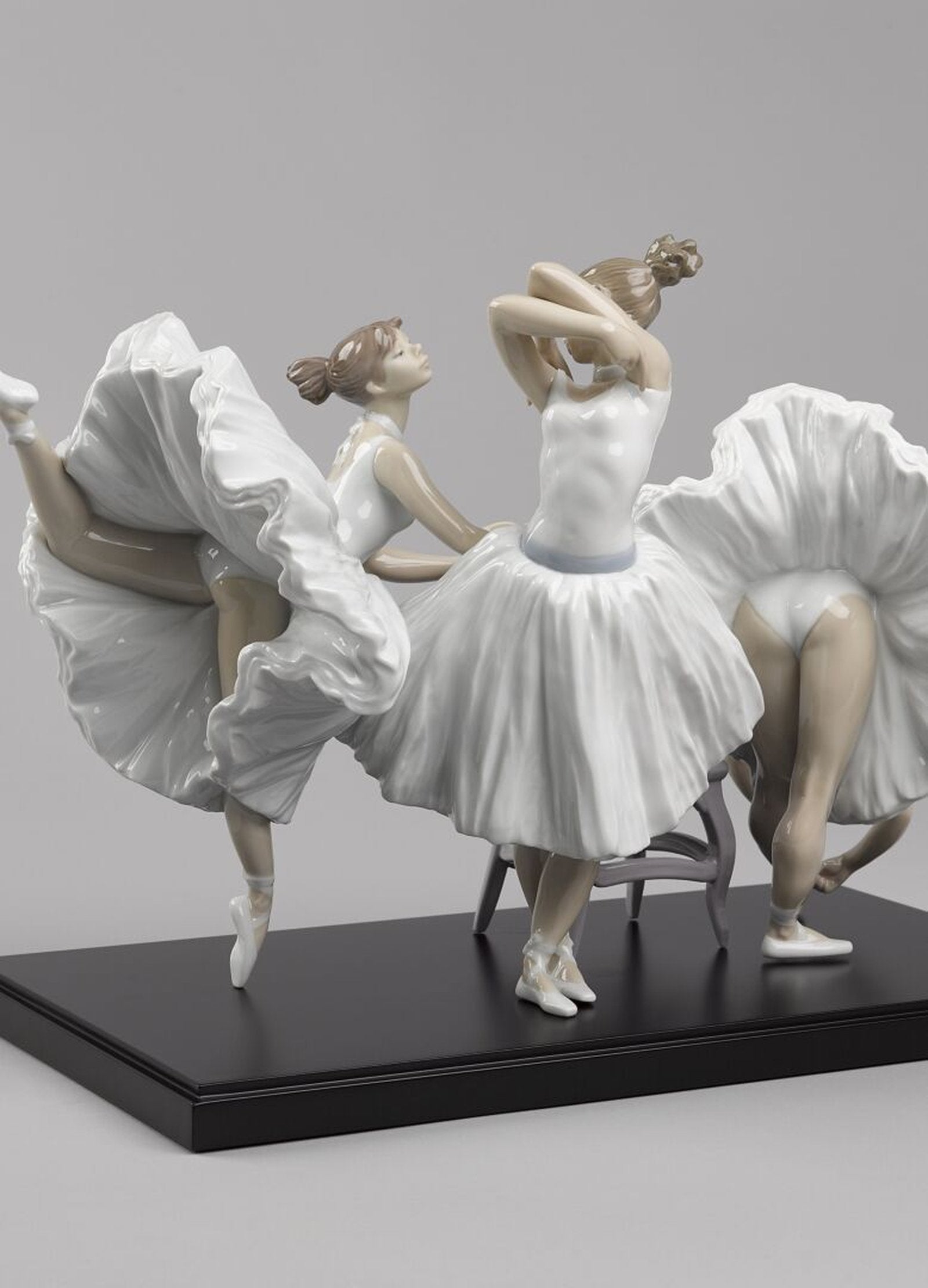 Lladro Backstage Ballet Figurine Limited Edition