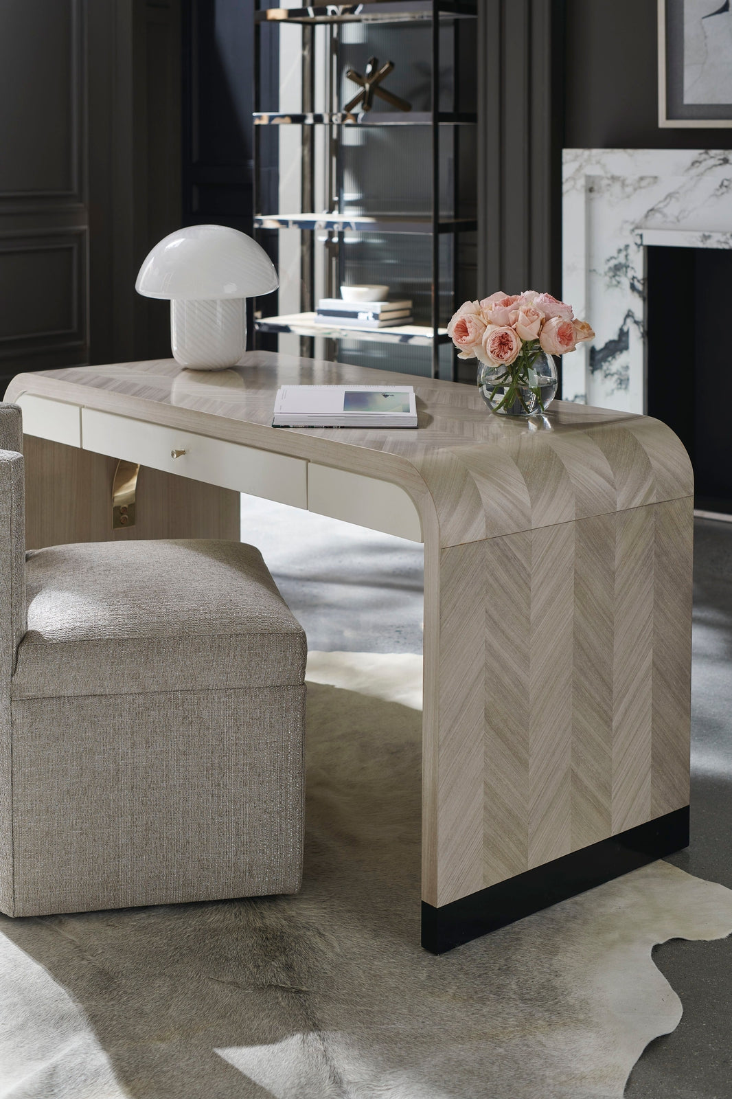 Caracole Classic Shelf Life Etagere