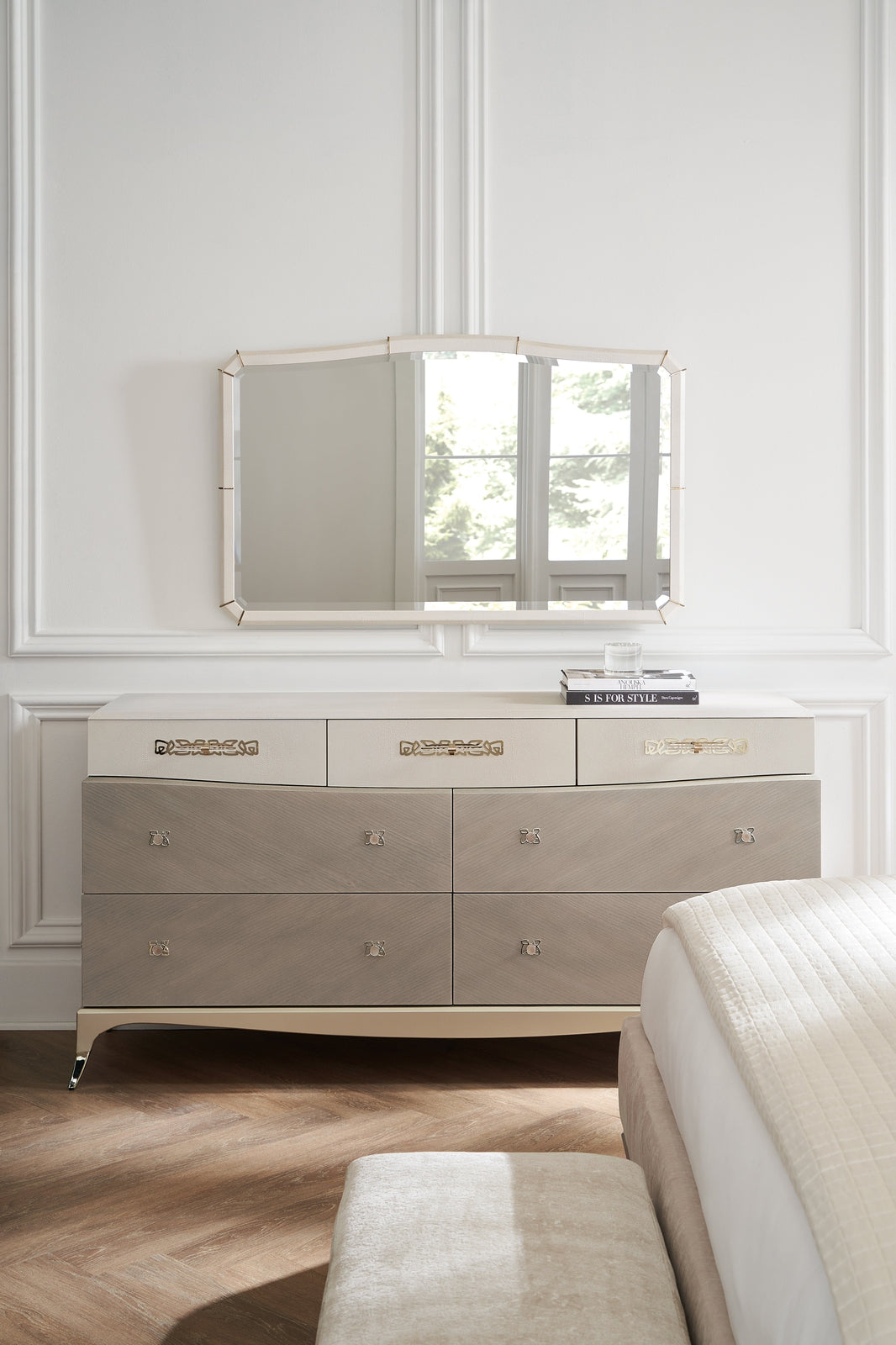 Caracole Classic Aria Mirror INV