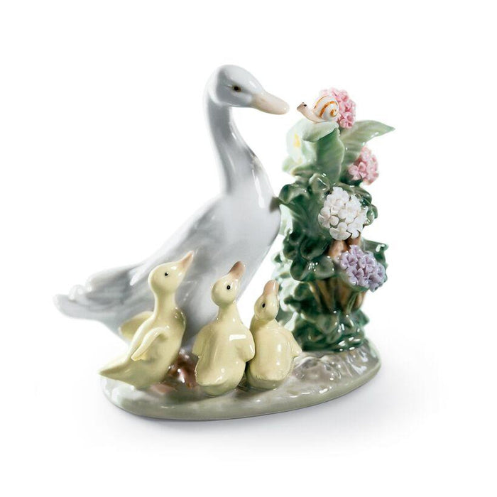 Lladro How Do You Do Duck Figurine