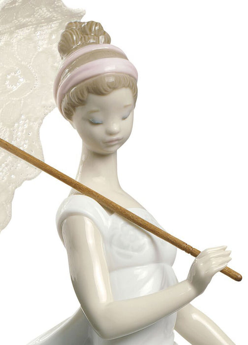 Lladro Finesse Woman Figurine